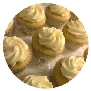 12 Vanilla Cupcakes with ButterCream Frosting