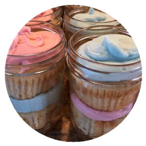 6 Vanilla Cupcake Jars with Cream Cheese Frosting
